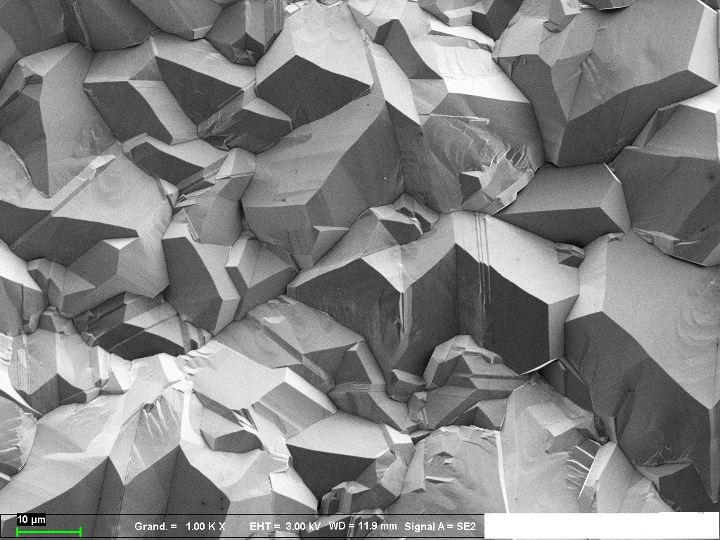 Microscopie_electronique_a_balayage_depot_diamant